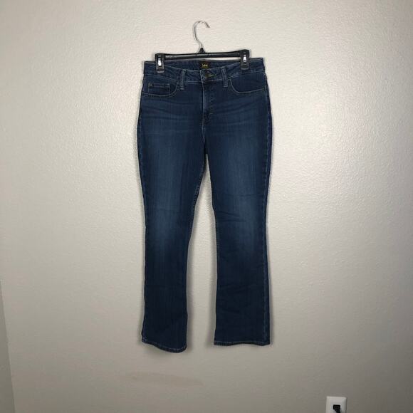 Vintage Lee Women's Bootcut Leg Mid-Rise Blue Jeans Denim Size 10 Short 5-Pocket - Picture 1 of 6